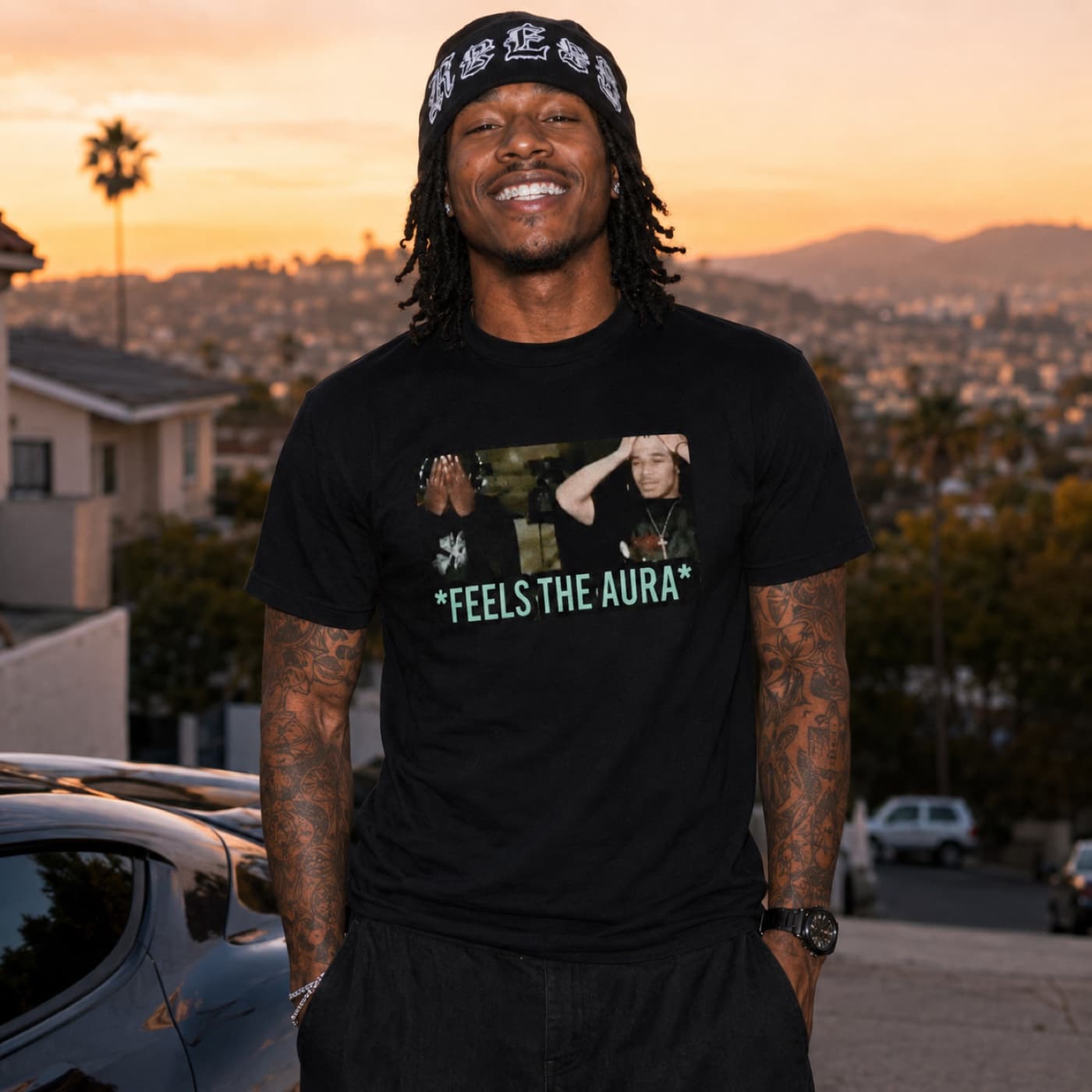 Feels The Aura T-shirt worn